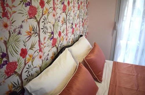 Nea Iraklia House | Holiday Home Close To The Sea