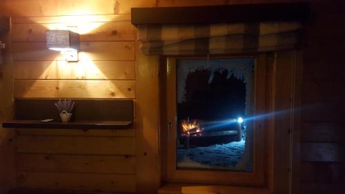 Leposaviq District House | Holiday Home Floris
