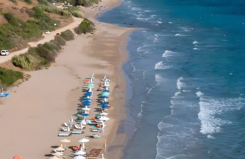 Skala House | Holiday Home 'Palati' with Sea View, Wi-Fi and Air Conditioning