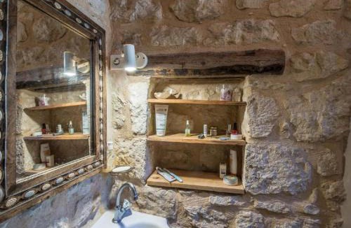 Tertsa House | Holiday Home Spiti Papaya by Interhome