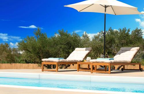 Kavros House | Holiday Home Vegghera Villa mit Bergblick by Interhome