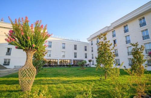 Preze Hotel | Holiday Hotel