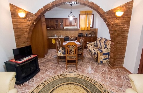 Berat House | Homerez - House in Berat with parking.