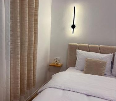 Permet House | Honey Hill Villa