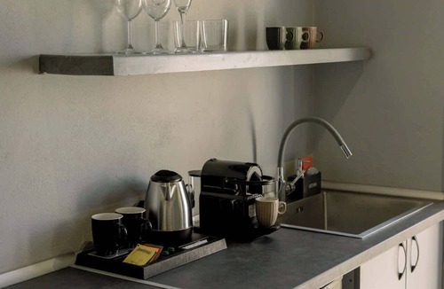Imerovigli Apartment | Honeymoon Suite with Jacuzzi Nea Premium Residences
