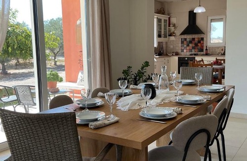 Amarinthos Villa | Horizon House inside Olive Grove & Vineyard Εtsate!