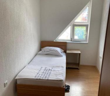 Kolovicë Hostel | Hostel Heimli