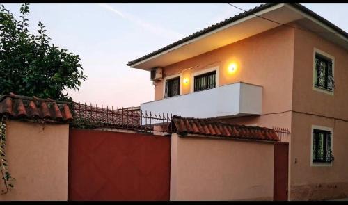 Tirana Hostel | Hostel Villa EFES Private Rooms
