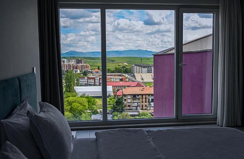 Mejë Hotel | HOTEL 12