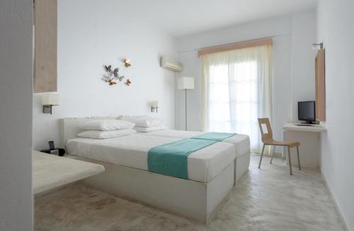 Kamari Hotel | Hotel 28