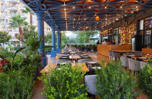 Shengjin Hotel | Hotel Adria