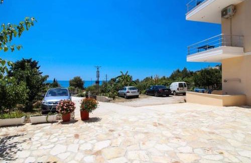 Dhermi Hotel | Hotel Afrodite