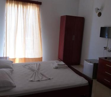 Dhermi Hotel | Hotel Afrodite