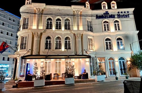 Paskuqan Hotel | Hotel Ambasada QTA