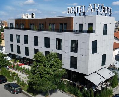 Mejë Hotel | Hotel Ari