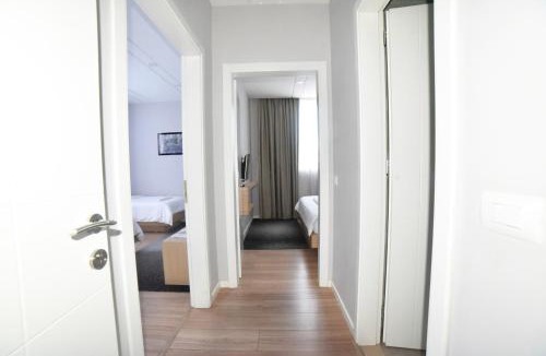 Fushebardhe Hotel | Hotel Auto Grill Roberti