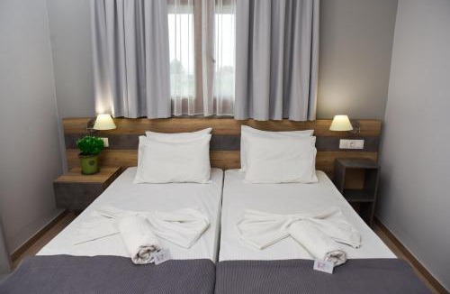 Megalos Prinos Hotel | Hotel Coral