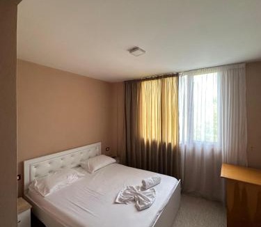 Pogradec Hotel | Hotel Dea