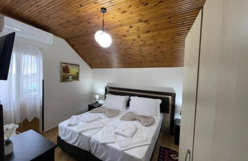 Kruje Hotel | -HOTEL DEAL- Rooms With Castle View