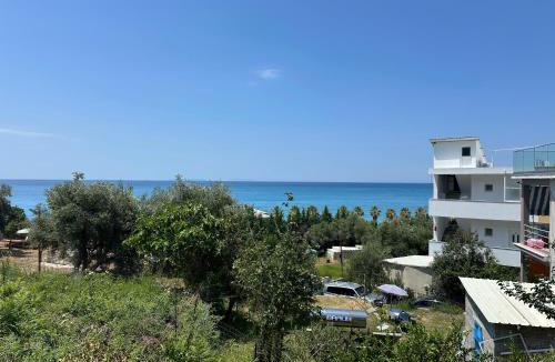 Qazim Pali Apartment | hOTEL EMILY,S