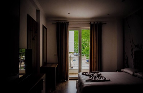 Diber Hotel | Hotel ERALD
