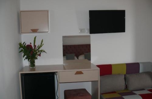 Qazim Pali Apartment | Hotel Erviliano