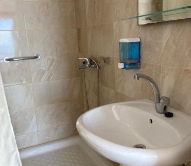 Poros Hotel | Hotel Galini