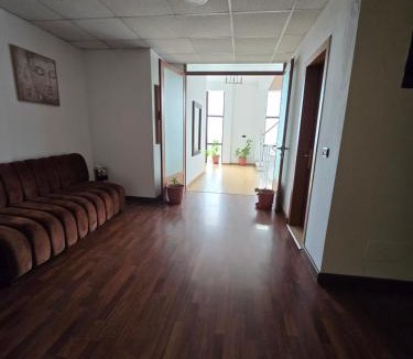 Kruje Hotel | Hotel Grand