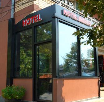 Kukes Hotel | Hotel Iseberi
