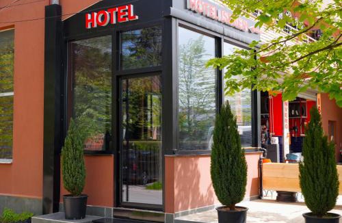 Kukes Hotel | Hotel Iseberi