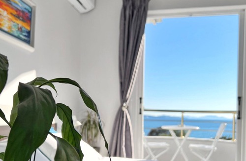 Qender Hotel | Hotel JoAn