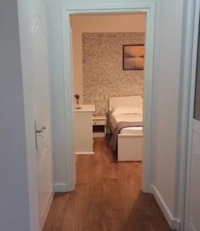 Qender Hotel | Hotel Klironomi