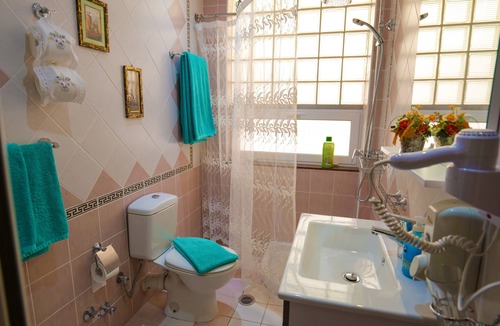 Qender Hotel | Hotel Lindi