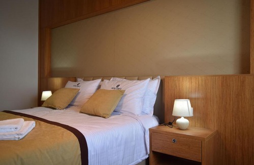 Lezhe Hotel | Hotel LISS 2