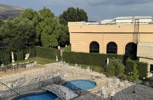 Mitrovicë Hotel | Hotel Lux