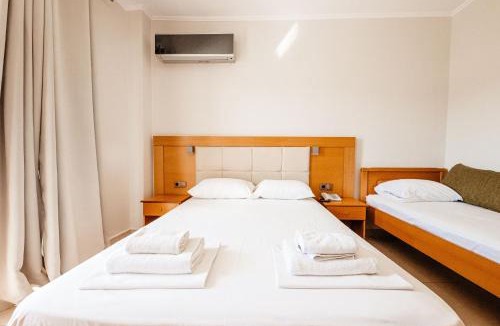 Potos Apartment | Hotel Marialena