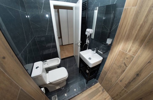 Peshkopi Hotel | Hotel Monopol