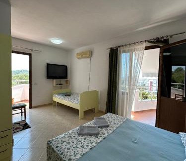 Golem Hotel | Hotel Moris