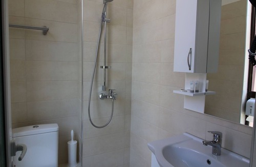 Berat Hotel | Hotel Orestiada