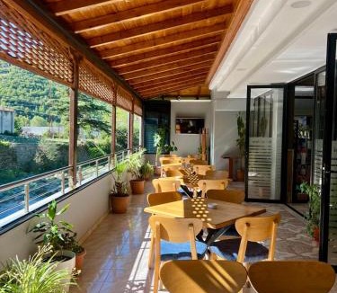 Corovode Hotel | Hotel Osumi