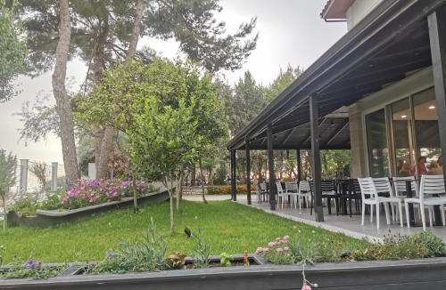 Divjake Hotel | Hotel Pelikan