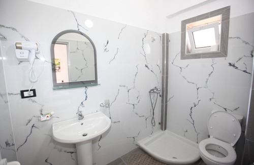 Qender Hotel | Hotel Real