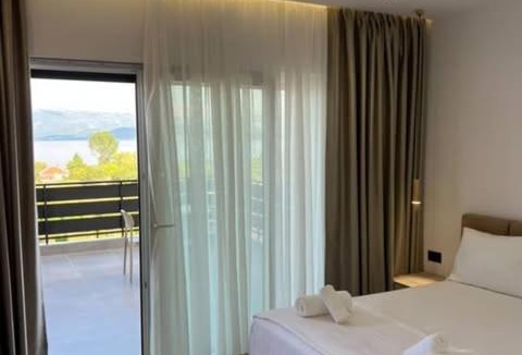 Udenisht Hotel | Hotel Restorant Binjaket