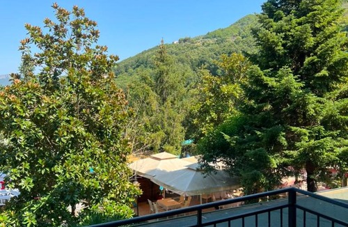 Petrele Hotel | Hotel Restorant Riza