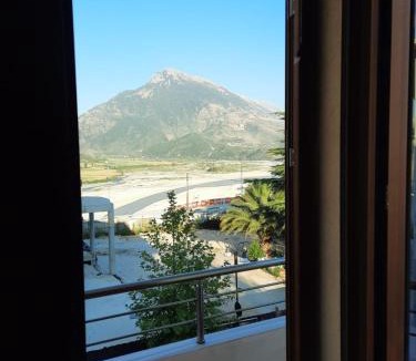 Fushebardhe Hotel | Hotel & Restorant Vjosa