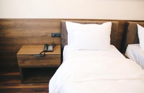 Sopijë Hotel | Hotel Rozafa