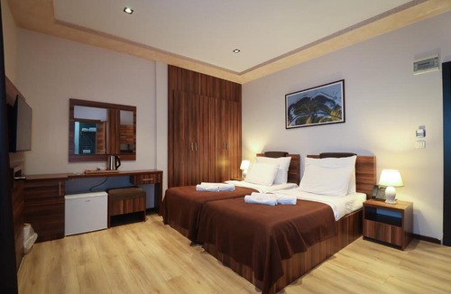 Pejë Hotel | Hotel Semitronix
