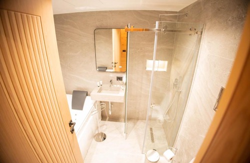 Shkoder County Hotel | Hotel Shpija e Gjyshit