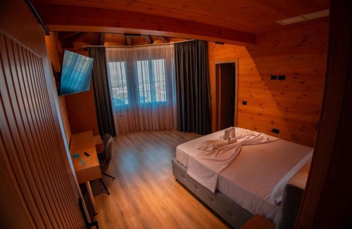 Shkoder County Hotel | Hotel Shpija e Gjyshit