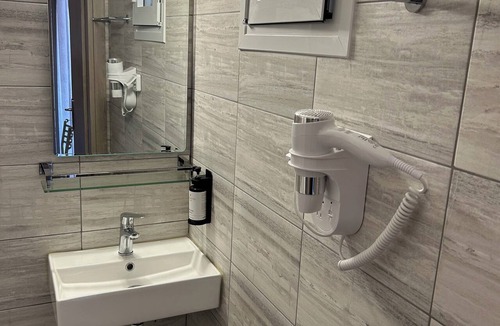 Mytikas Hotel | Hotel Simos